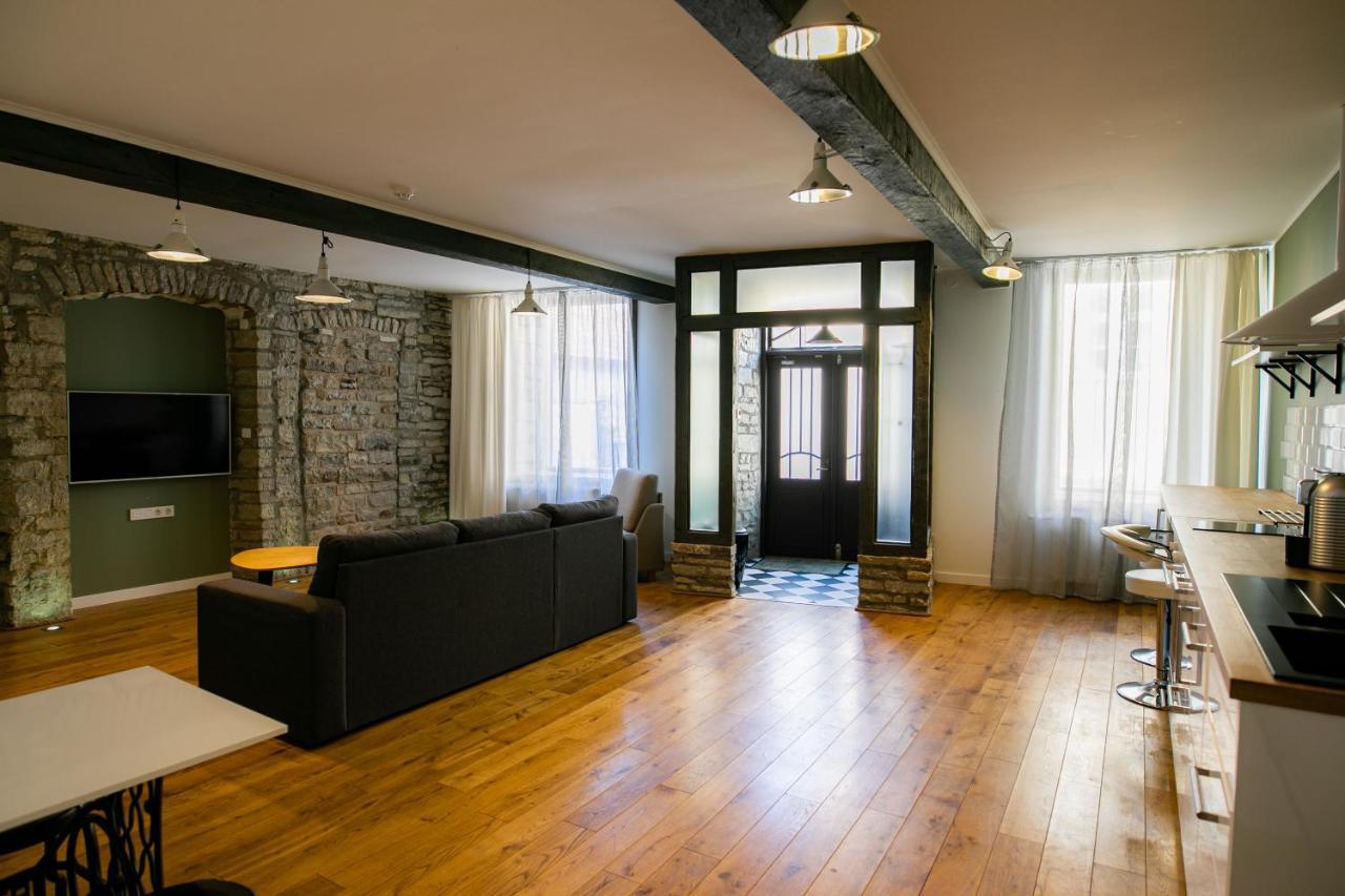 Johan Design & Spa Hotel Куресааре Екстериор снимка