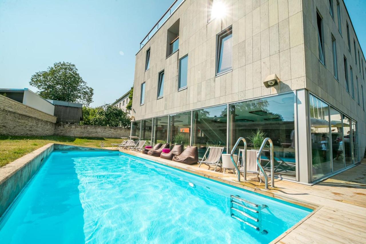 Johan Design & Spa Hotel Куресааре Екстериор снимка