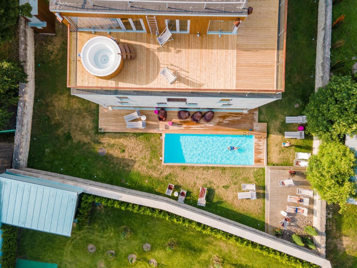 Johan Design & Spa Hotel Куресааре Екстериор снимка