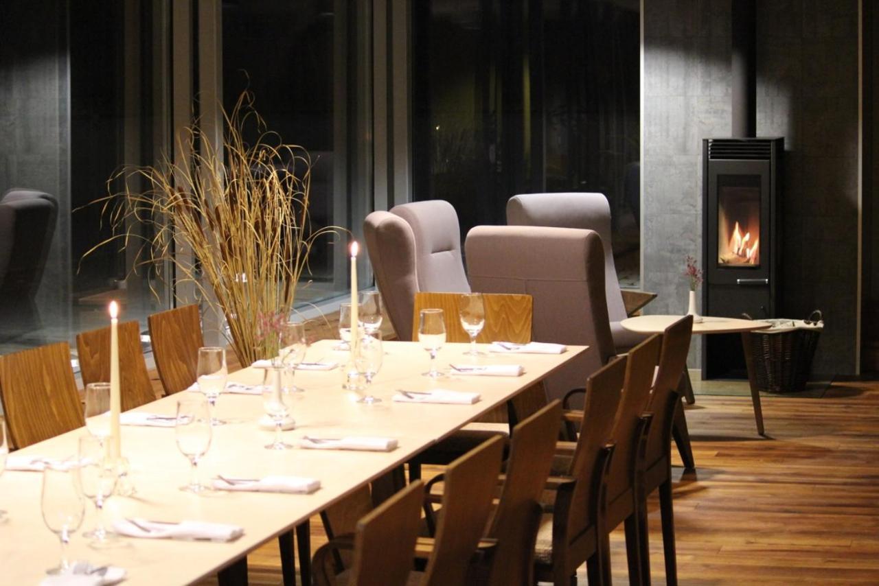 Johan Design & Spa Hotel Куресааре Екстериор снимка