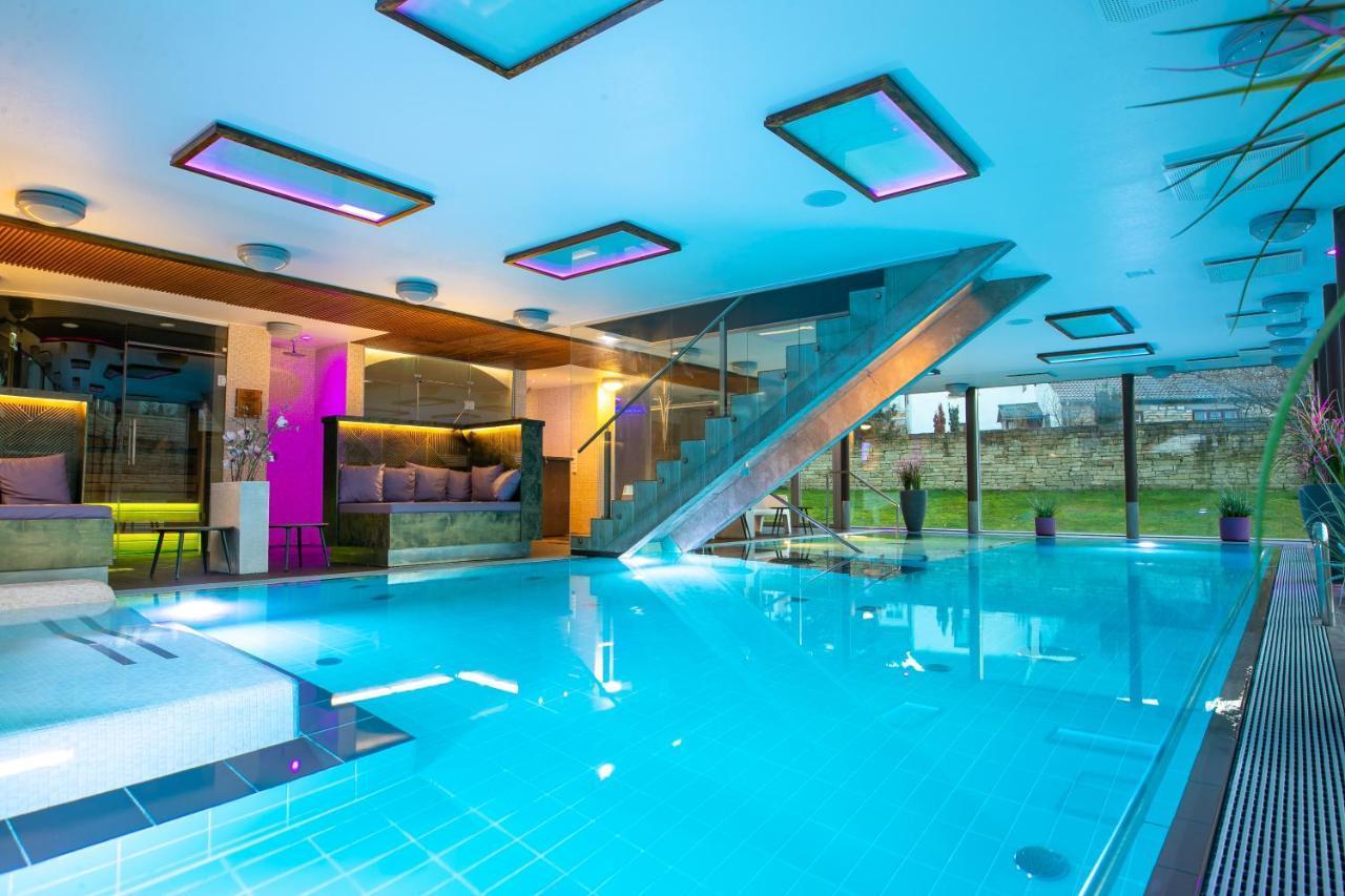 Johan Design & Spa Hotel Куресааре Екстериор снимка