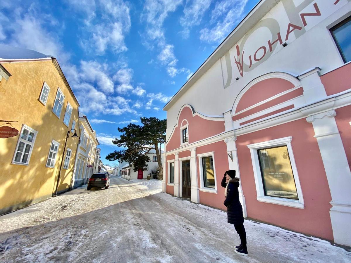 Johan Design & Spa Hotel Куресааре Екстериор снимка